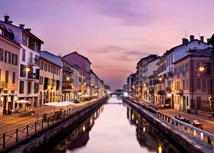 Il Naviglio Dietro L'angolo